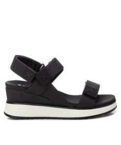 Γυναικείες πλατφόρμες μαύρες XTI 143848BLACK
